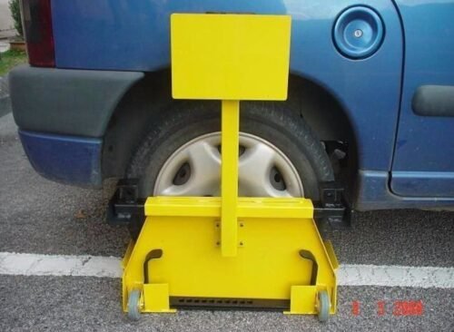 Car Wheel Clamp | Small to Extra-Large Wheel Locks for Sedan, Pickup, Truck & Bus - Image 2